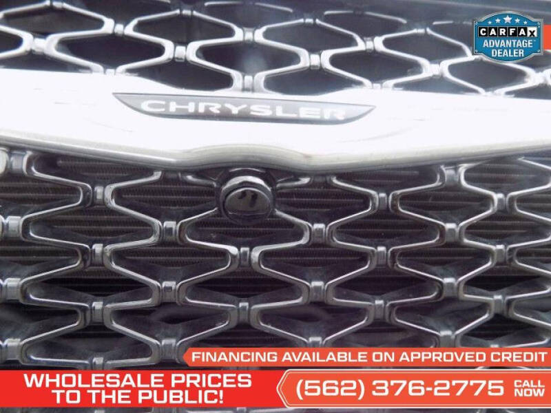 2024 Chrysler Pacifica Touring L