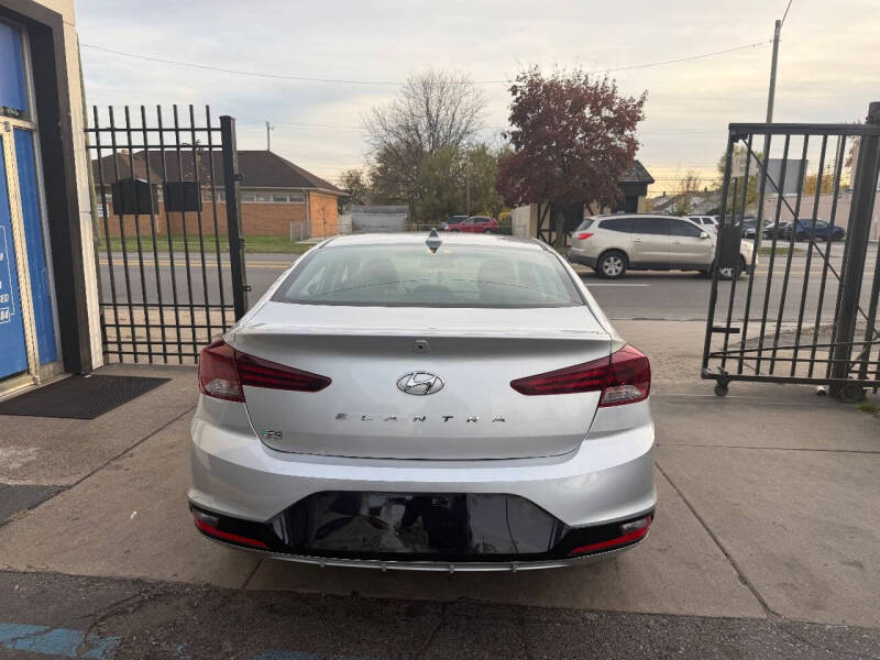 2019 Hyundai Elantra SEL