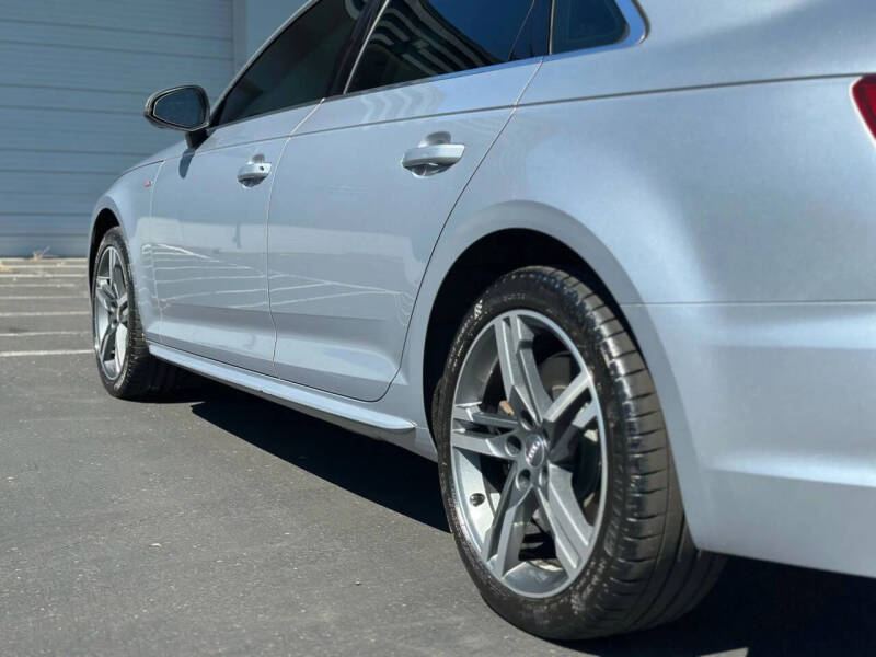 2018 Audi A4 2.0T quattro Prestige