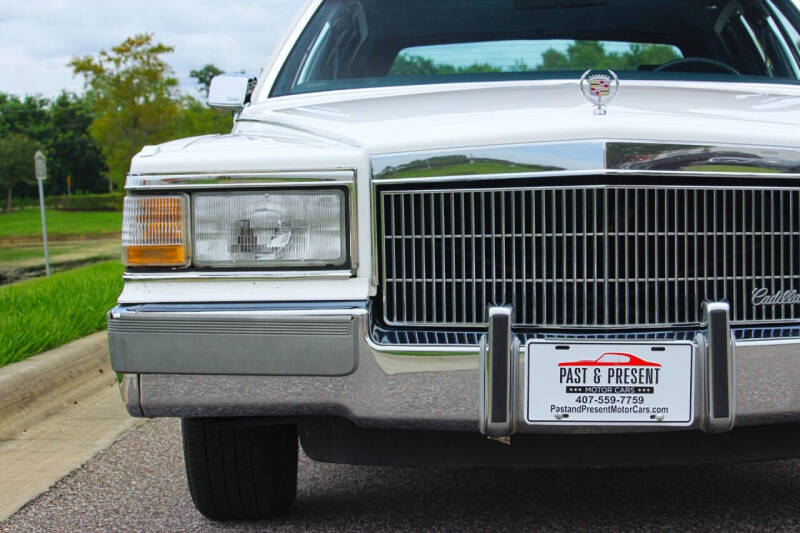 1990 Cadillac Brougham