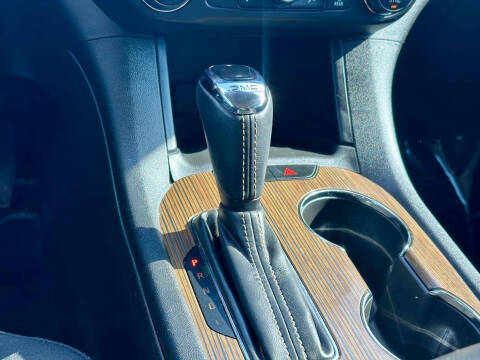 2017 GMC Acadia SLE-1