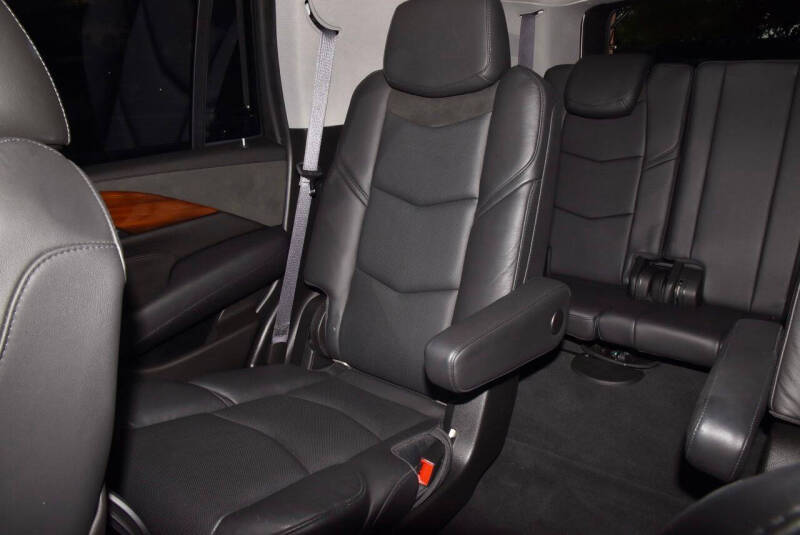 2017 Cadillac Escalade Premium Luxury