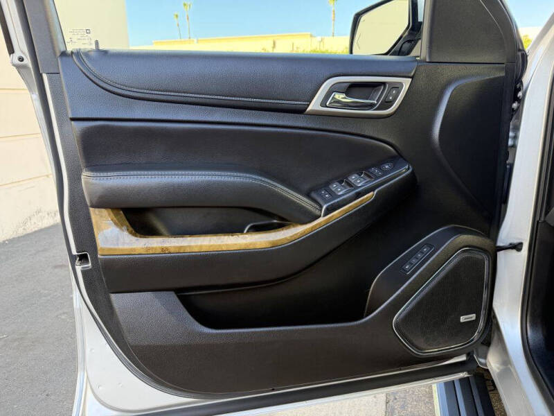 2017 GMC Yukon XL Denali