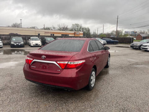 2015 Toyota Camry LE