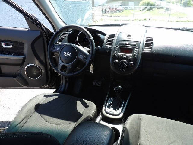 2012 Kia Soul +