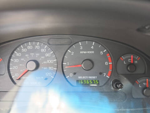 2004 Ford Mustang