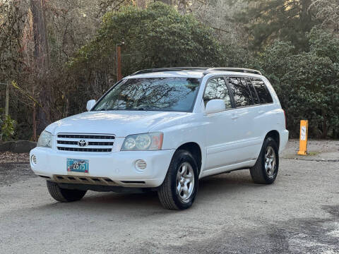 2003 Toyota Highlander for sale at Rave Auto Sales in Corvallis OR