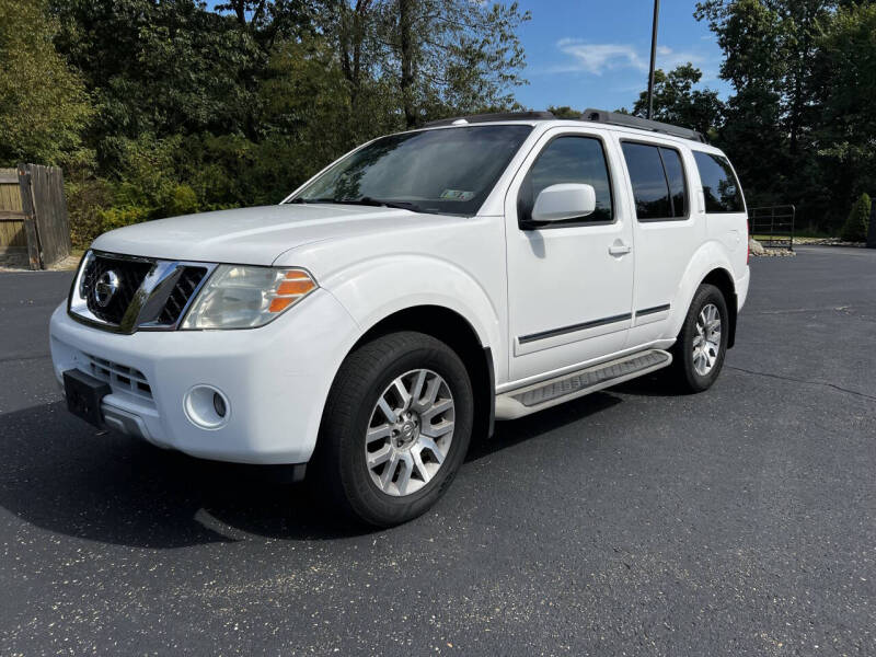 2010 Nissan Pathfinder LE