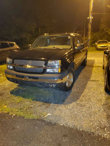 2004 Chevrolet Silverado 1500 for sale at FIVE FRIENDS AUTO in Wilmington DE