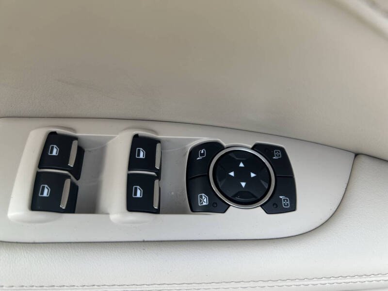 2017 Lincoln MKZ Select