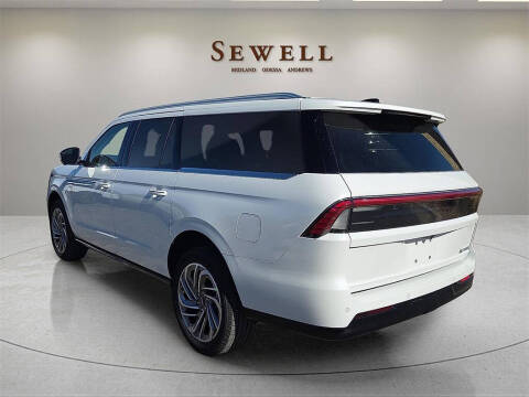 2025 Lincoln Navigator L Reserve