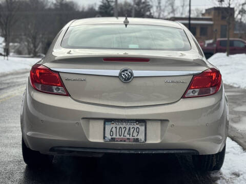 2012 Buick Regal Premium 2