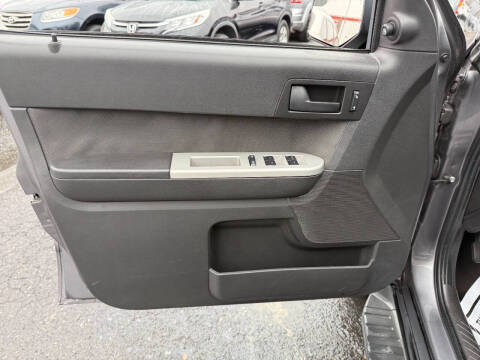 2010 Ford Escape XLT