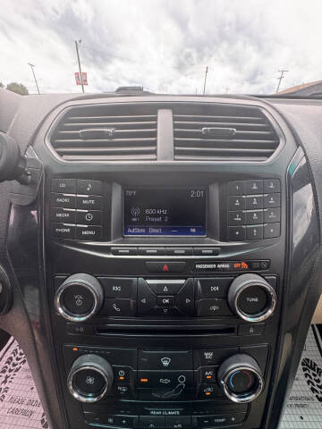 2017 Ford Explorer