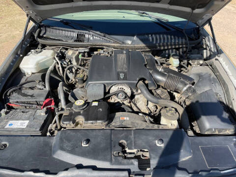 2003 Lincoln Town Car Executive