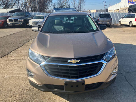 2018 Chevrolet Equinox for sale at Greg's Auto Sales in Poplar Bluff MO