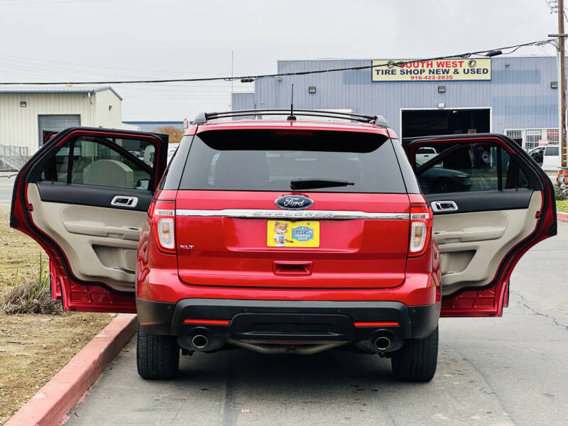 2011 Ford Explorer XLT