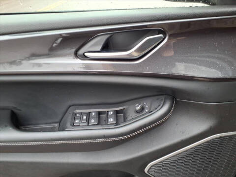 2022 Jeep Grand Cherokee L Laredo