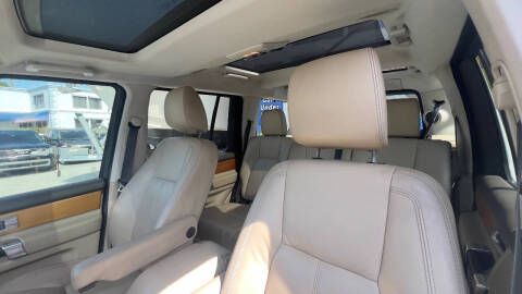 2012 Land Rover LR4 HSE LUX