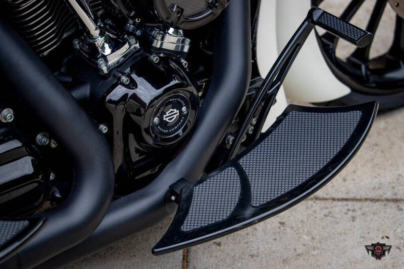 2018 Harley-Davidson Street Glide Special