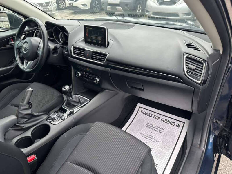 2016 Mazda MAZDA3