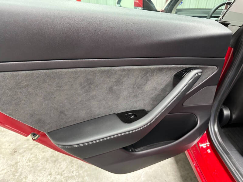 2019 Tesla Model 3 Mid Range