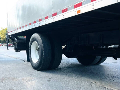 2016 Freightliner M2 106
