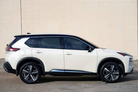 2022 Nissan Rogue SL