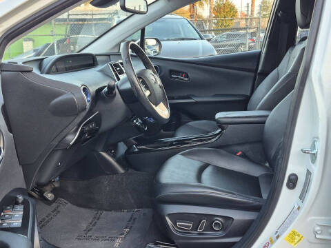 2016 Toyota Prius Four Touring