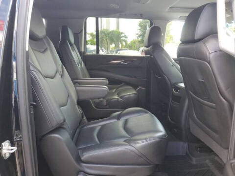 2020 Cadillac Escalade ESV Luxury