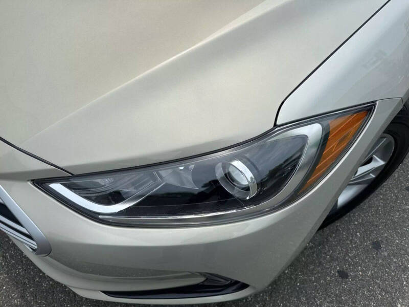 2017 Hyundai Elantra Value Edition