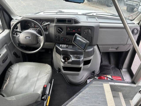 2019 Ford E-Series