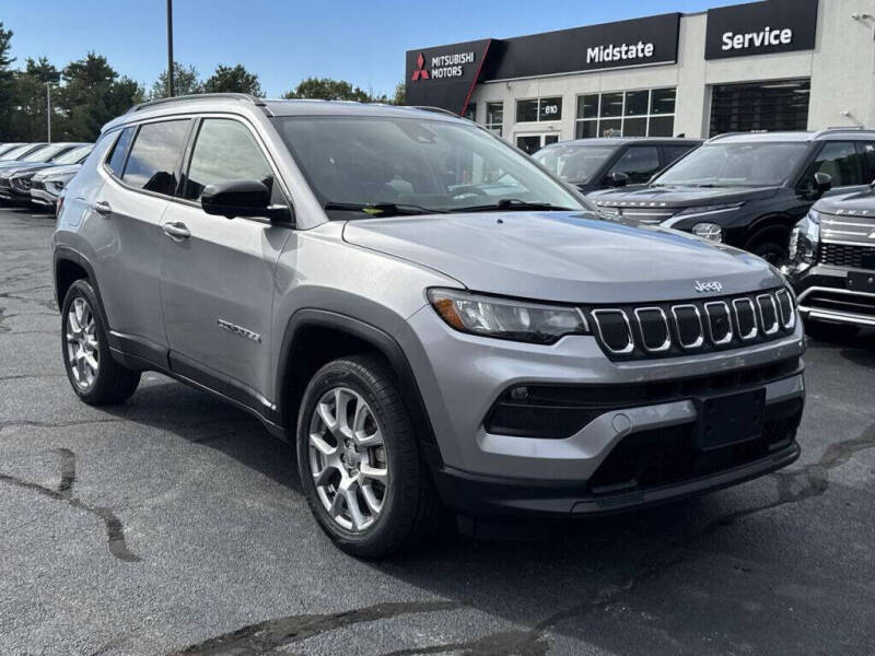 2022 Jeep Compass Latitude Lux