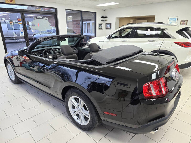 2012 Ford Mustang V6