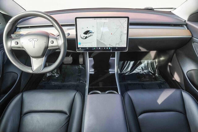 2020 Tesla Model 3 Standard Range Plus