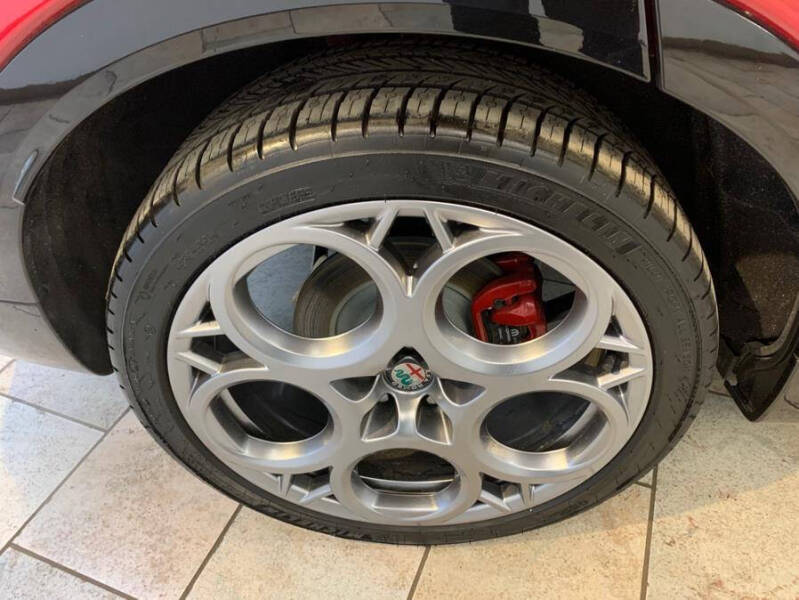 2024 Alfa Romeo Tonale Hybrid Ti