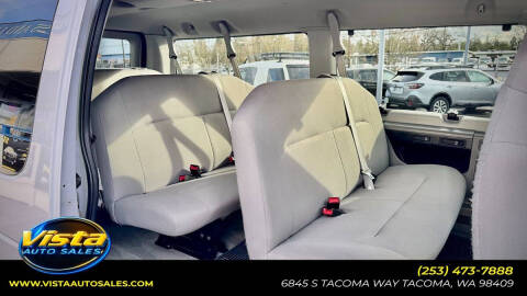 2013 Ford E-Series E-350 SD XLT