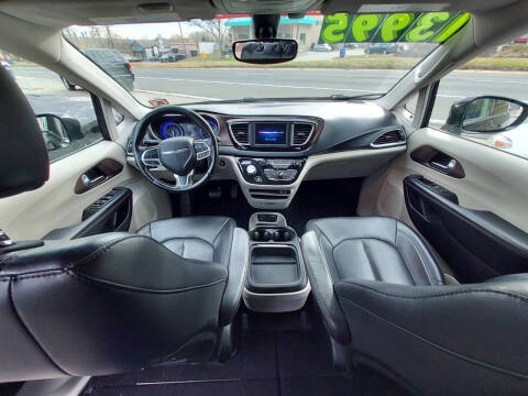2019 Chrysler Pacifica Touring L