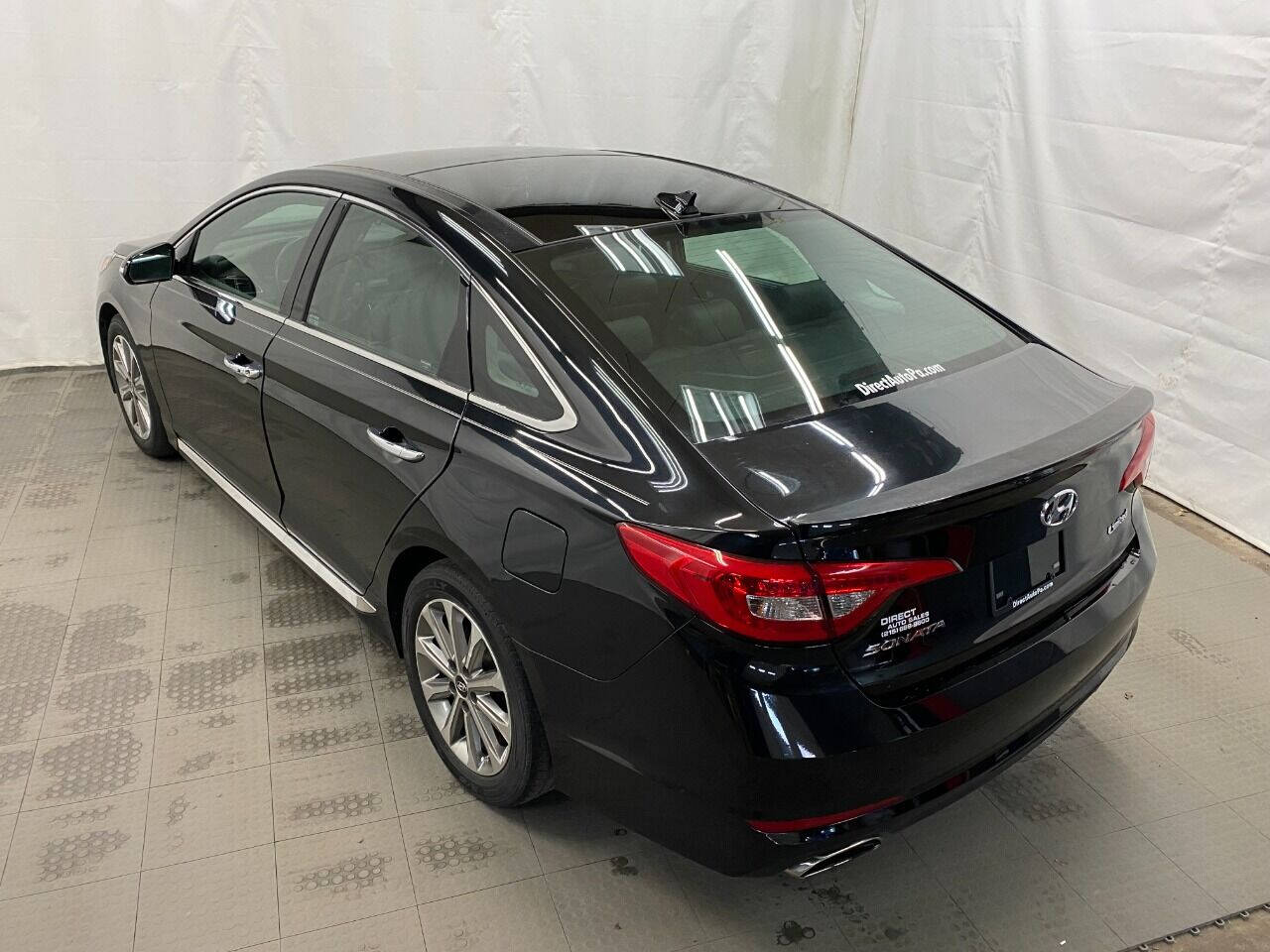 2016 Hyundai Sonata Limited 4dr Sedan PZEV - Black exterior view 7