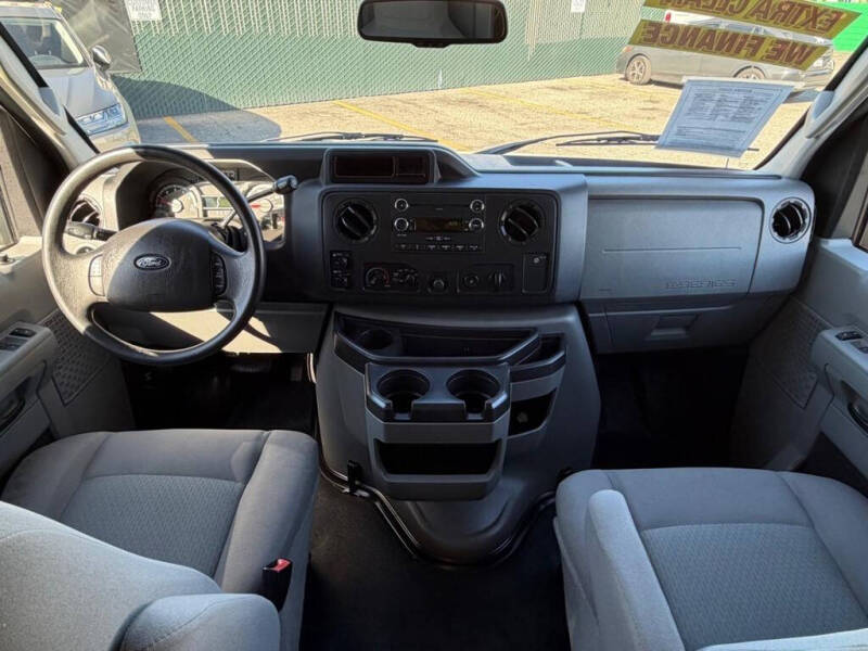 2012 Ford E-Series E-250