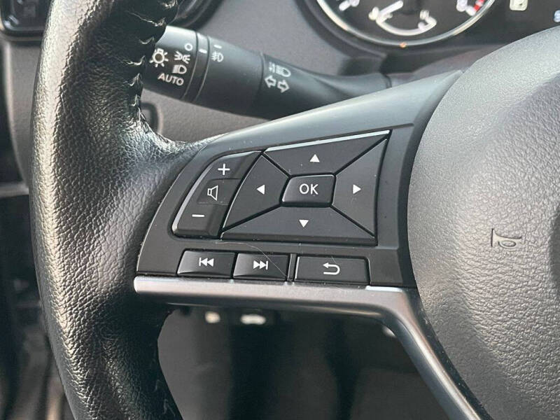 2022 Nissan Rogue Sport SL