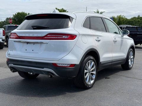 2019 Lincoln MKC Select