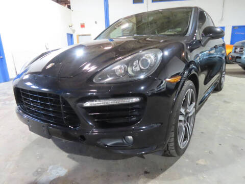 2014 Porsche Cayenne GTS
