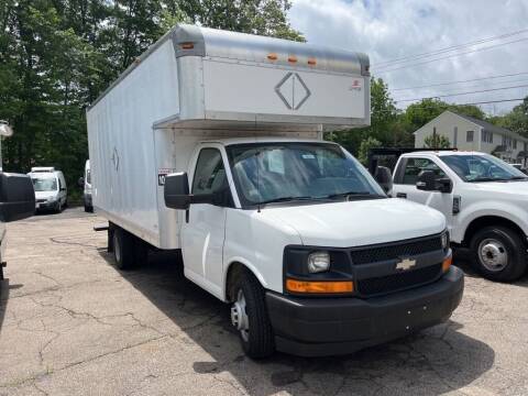2017 Chevrolet Express Cutaway for sale at Auto Towne in Abington MA