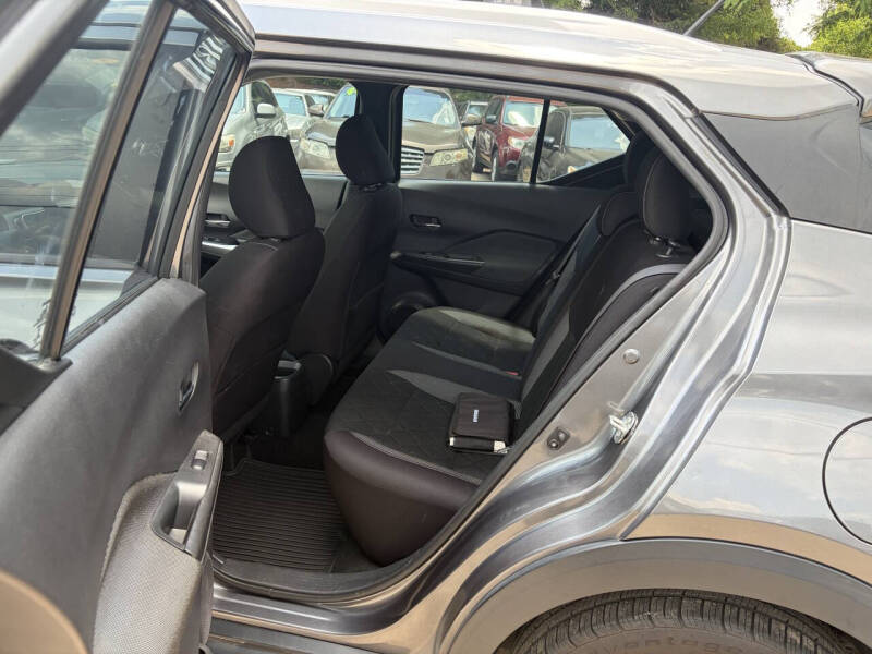 2018 Nissan Kicks SV