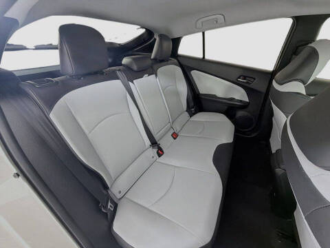 2017 Toyota Prius Three Touring