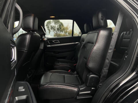 2017 Ford Explorer Sport