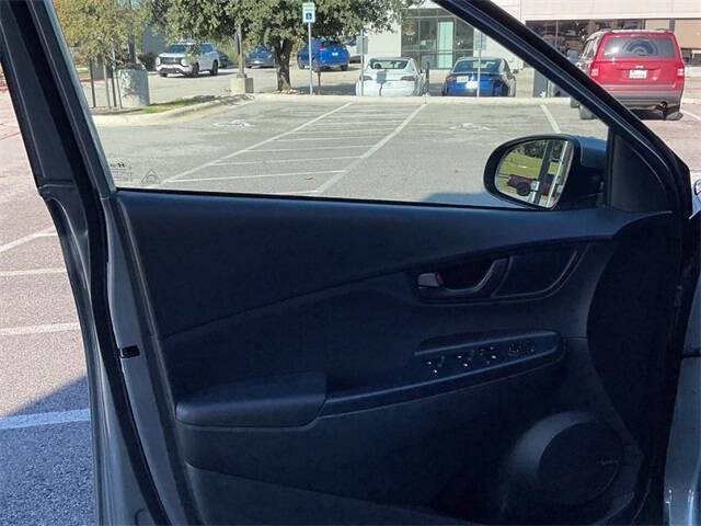 2021 Hyundai Kona SEL Plus