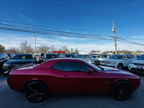 2015 Dodge Challenger R/T Plus