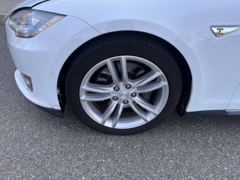 2016 Tesla Model S 85D